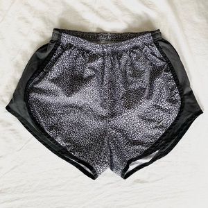 Nike | “Tempo” Dri-Fit Pebble Patterned Running Shorts in Black and Gray